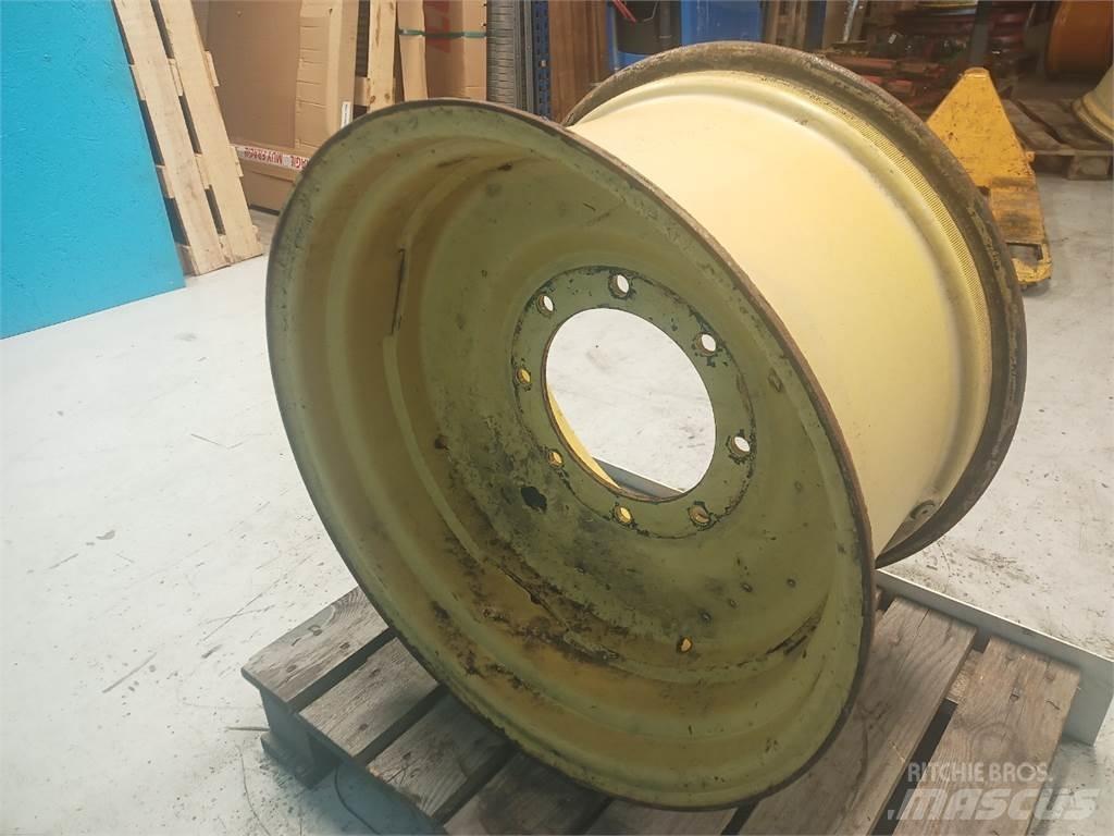  24 W15LX24 Accessoires pour machines à foin et à fourrage