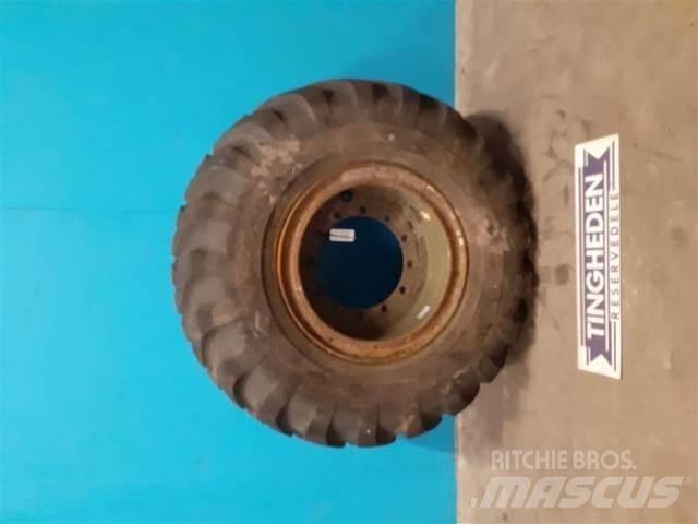  25 20.5-25 Pneus, roues et jantes
