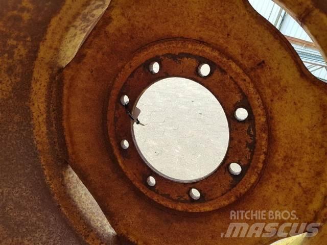  26 DW16X26 Pneus, roues et jantes