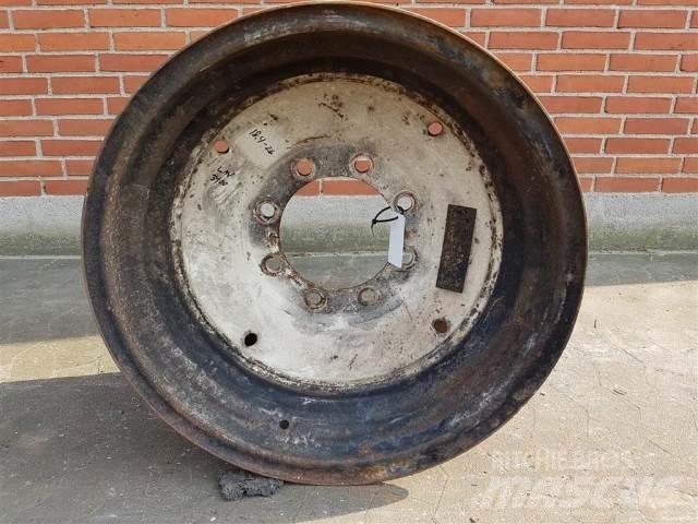  26 DW16X26 Pneus, roues et jantes