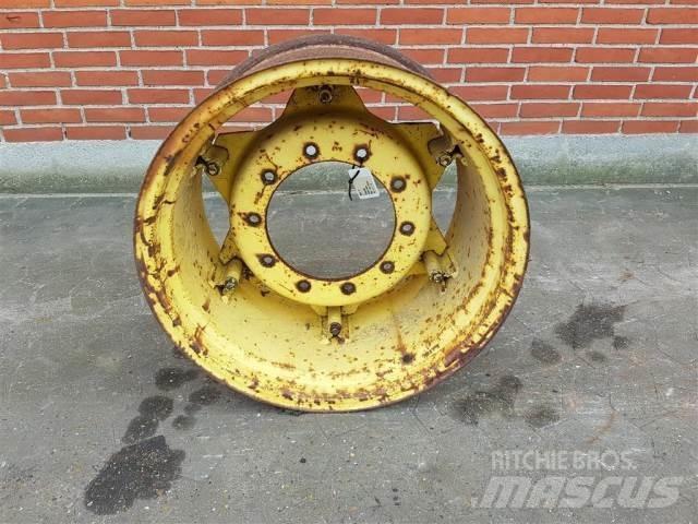 26 W15LX26 Pneus, roues et jantes