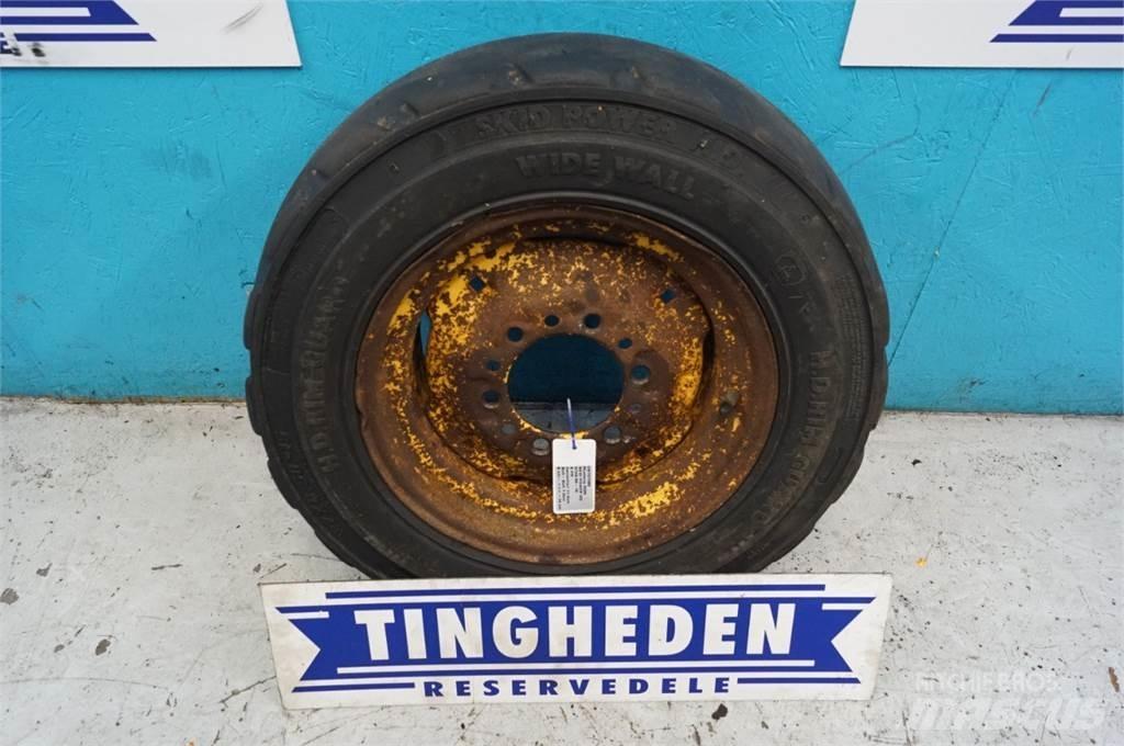 27X8.50-15 Pneus, roues et jantes