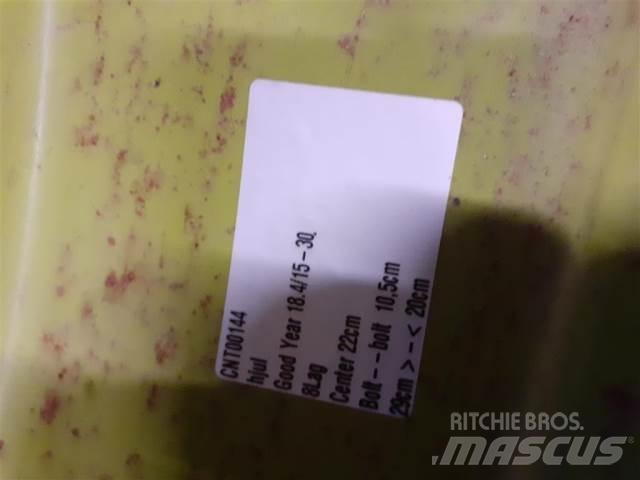  30 18.4/15-30 Pneus, roues et jantes