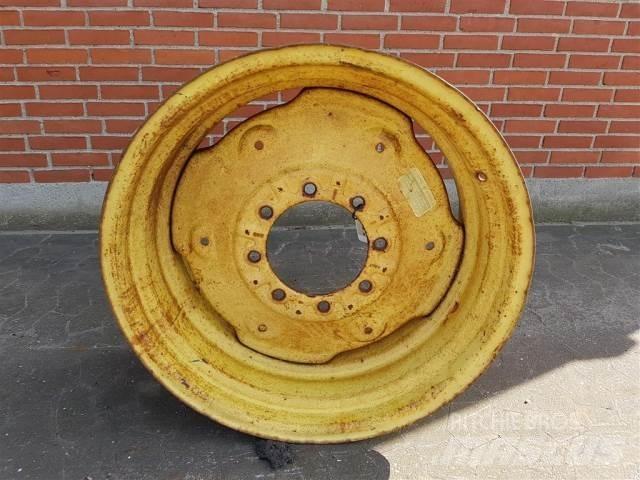  30 DW14X30 Pneus, roues et jantes