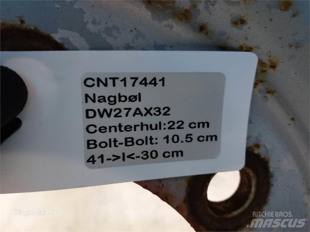  32 DW27Ax32 Pneus, roues et jantes