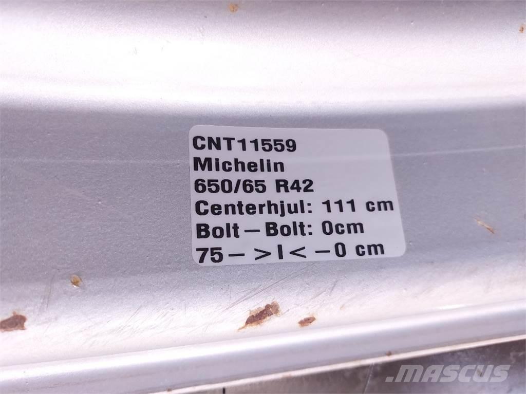  42 650/65R42 Pneus, roues et jantes