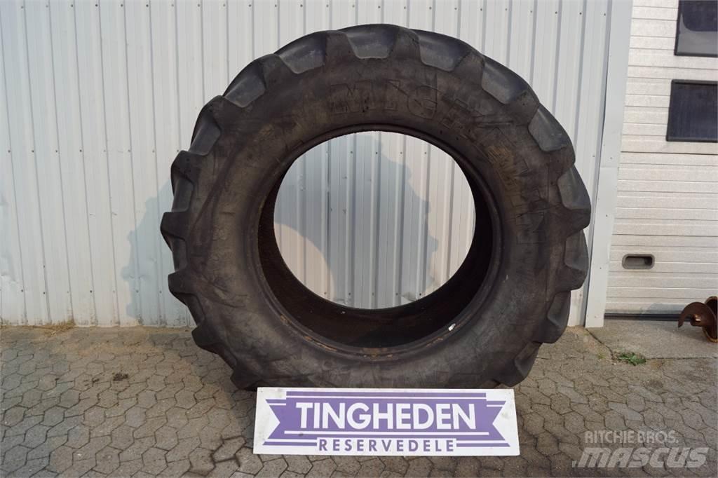  42 710/70R42 Pneus, roues et jantes