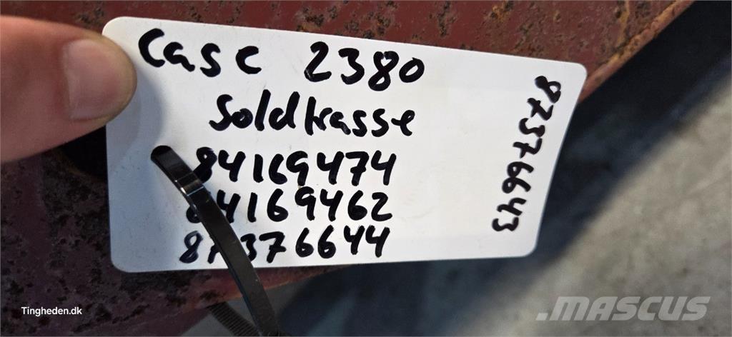 CASE 2380 Sableuse et saleuse