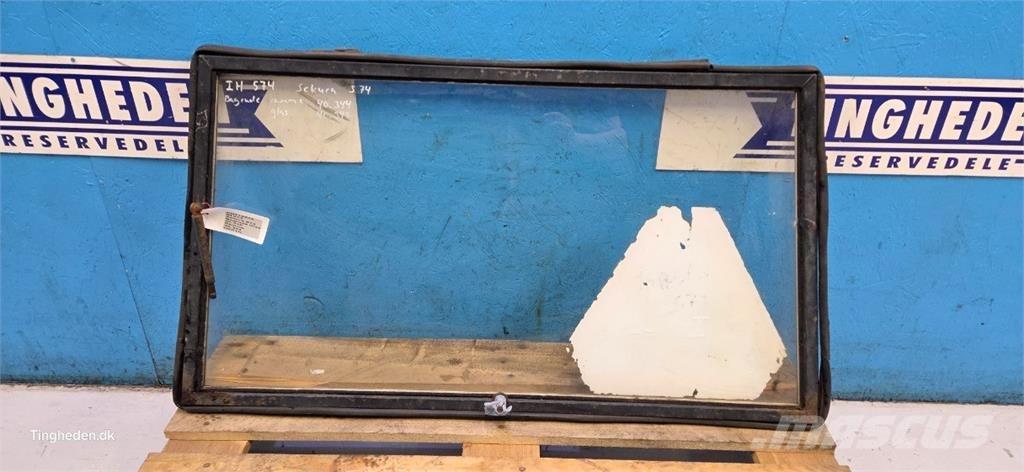 CASE 574 Cabines et Intérieur