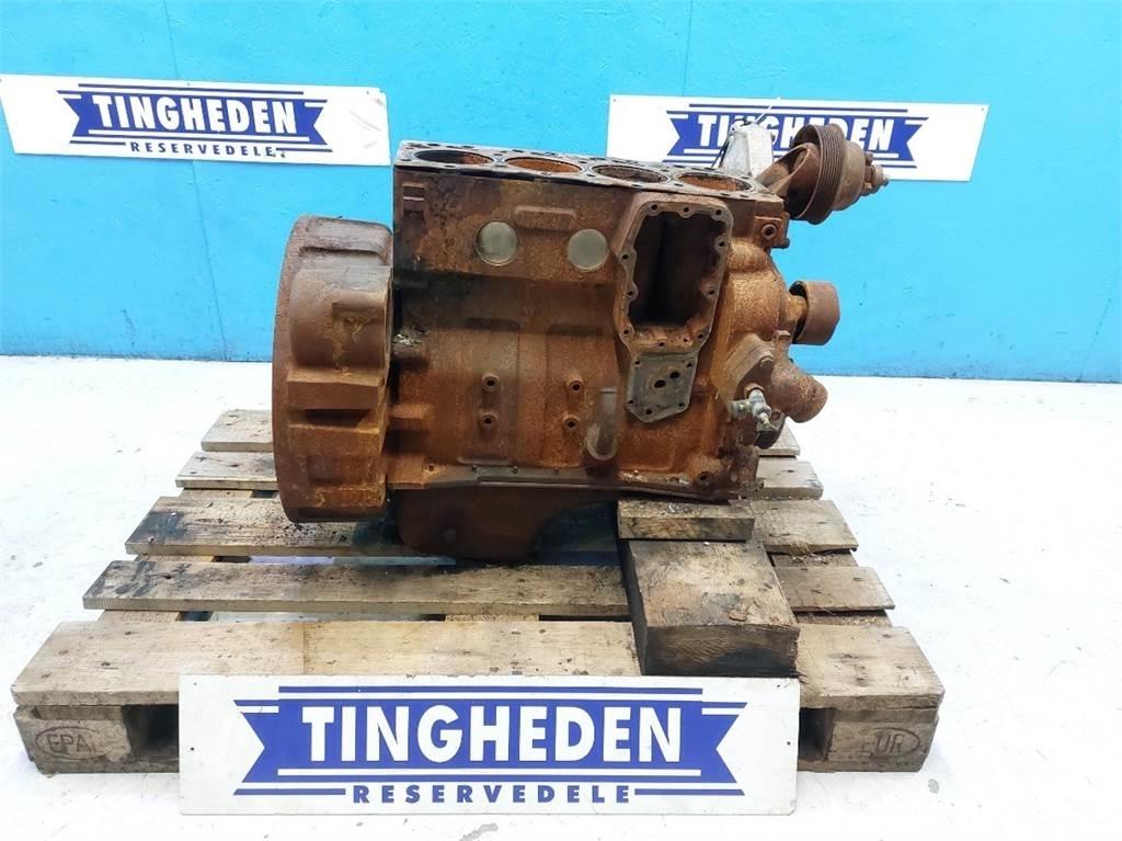 CASE 580 SLE Moteur