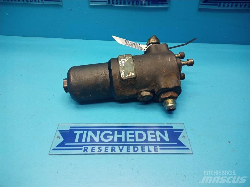 CASE 595 Hydraulique