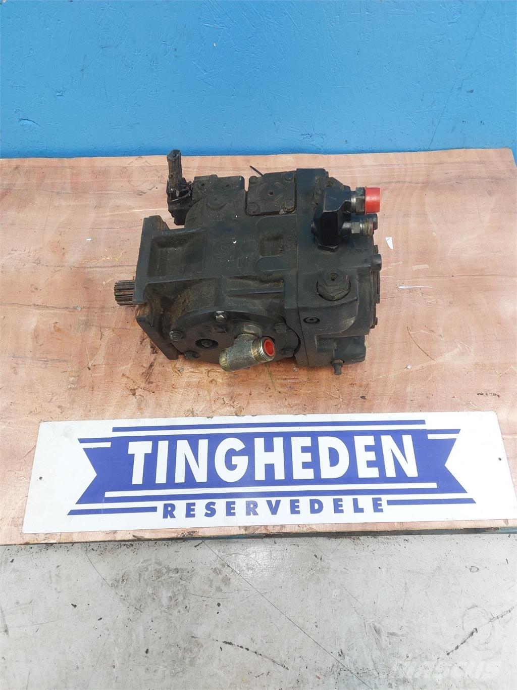 CASE 7010 Hydraulique