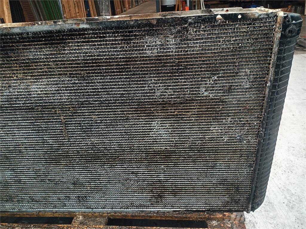 CASE 8010 Radiateurs