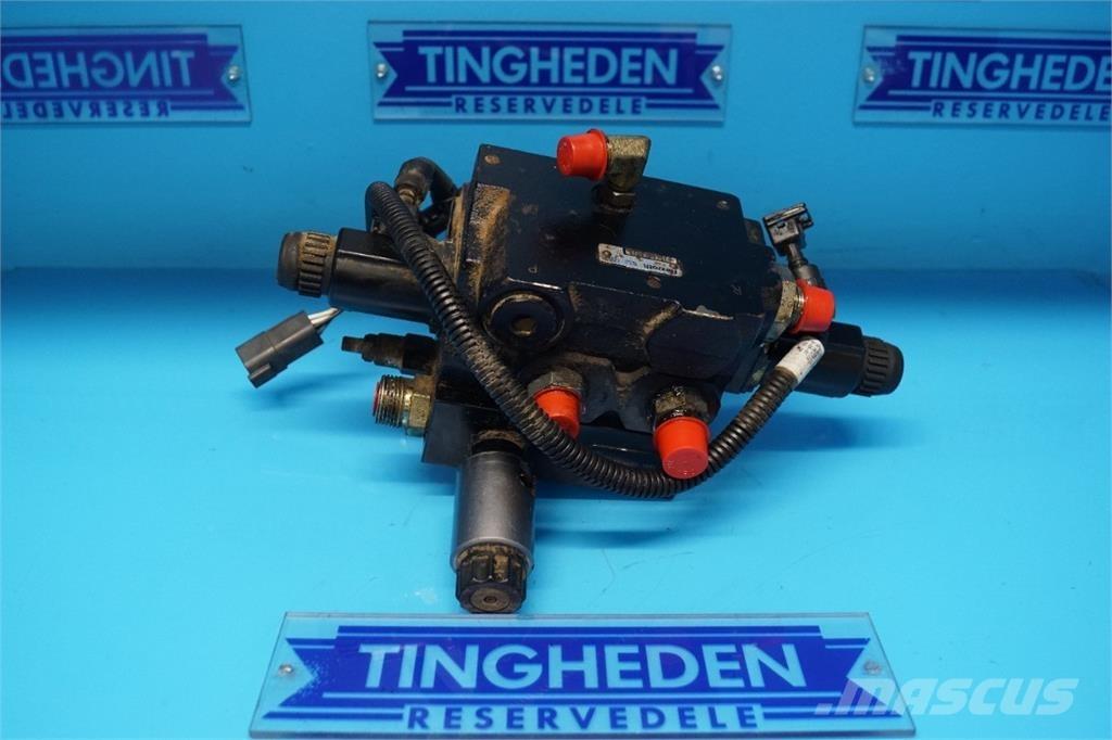CASE 8010 Hydraulique