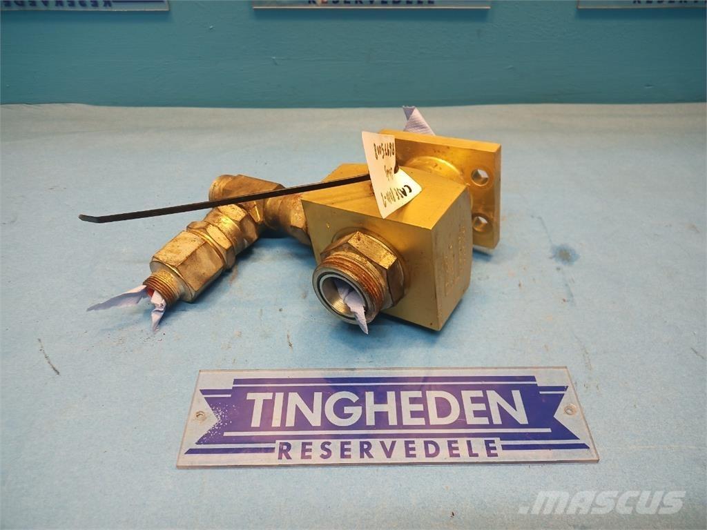CASE 8010 Hydraulique