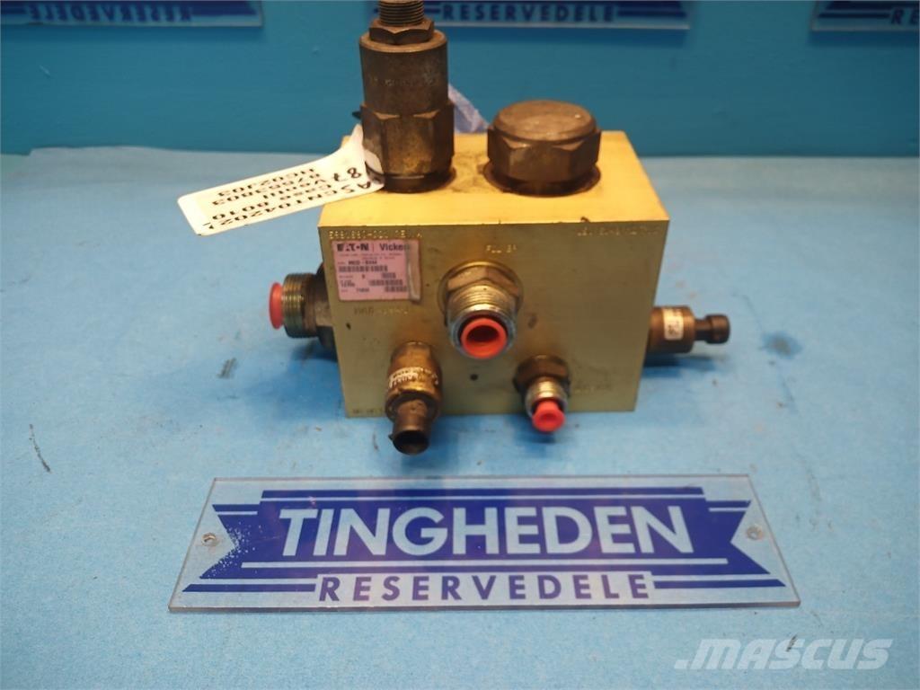 CASE 8010 Hydraulique