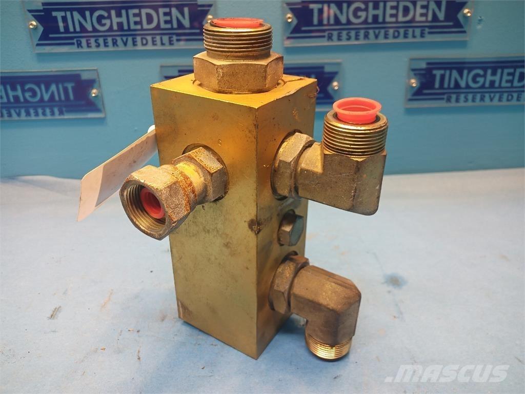 CASE 8010 Hydraulique