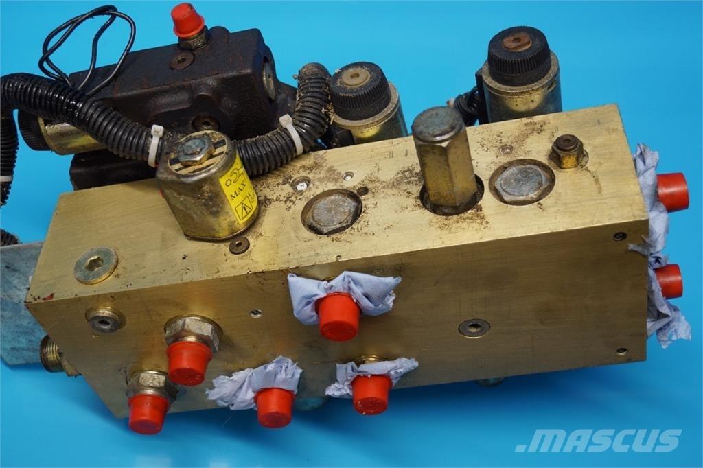 CASE 8010 Hydraulique