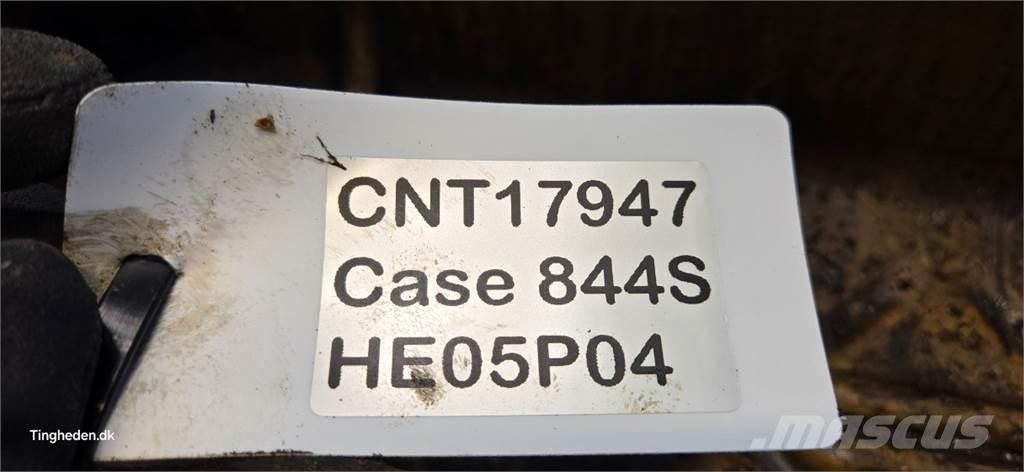 CASE 844S Moteur