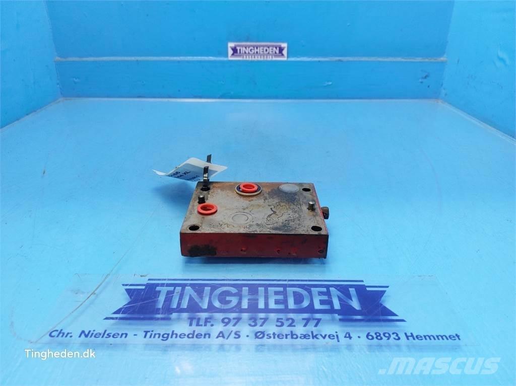 CASE 844XL Hydraulique