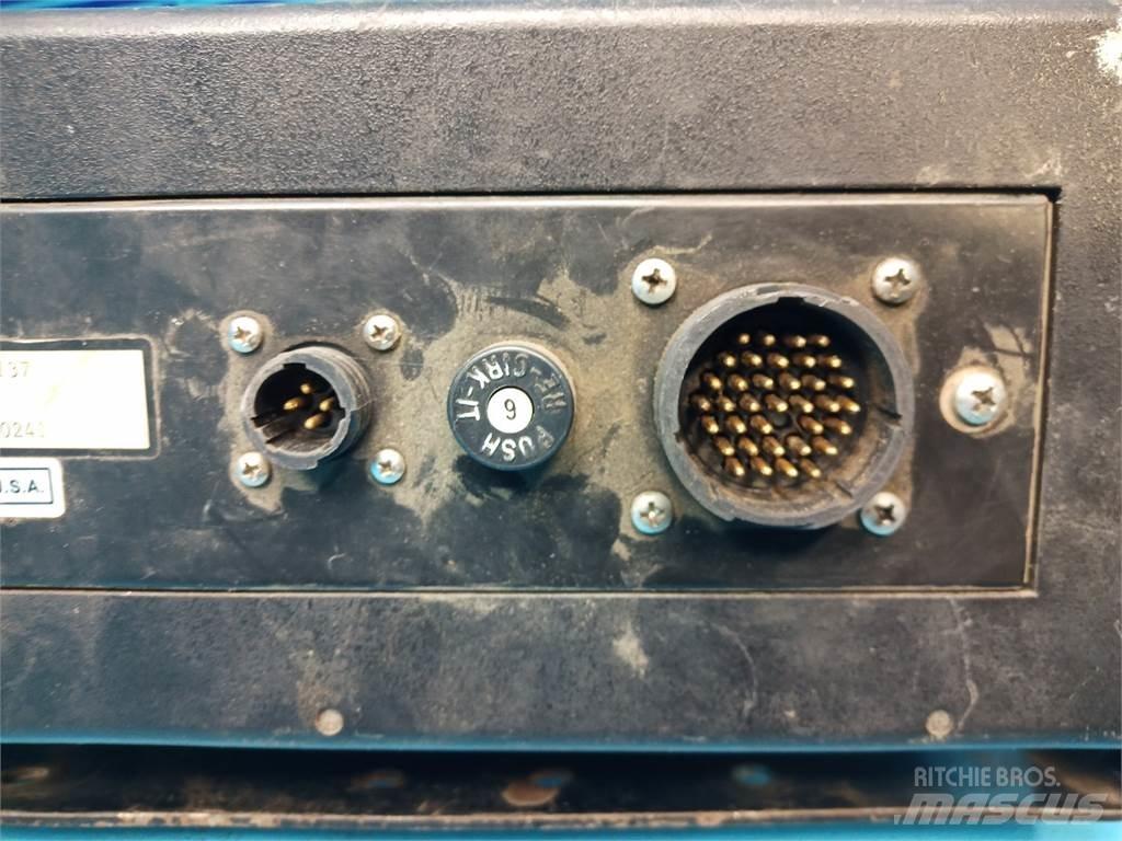 CASE 8590 Electronique
