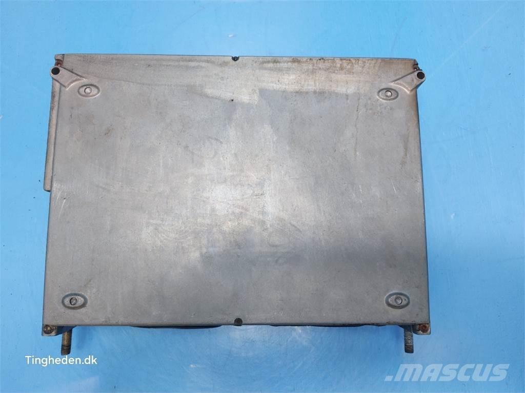 CASE 9120 Electronique