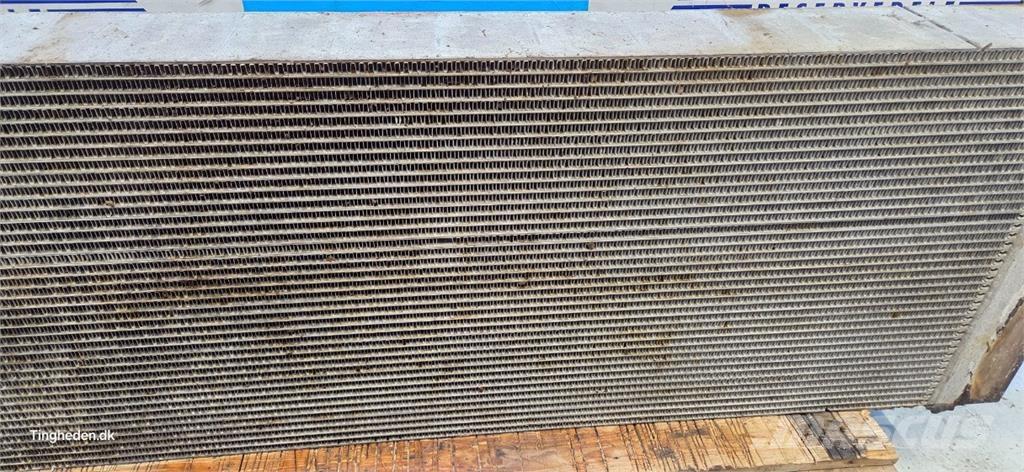 CASE 9240 Radiateurs