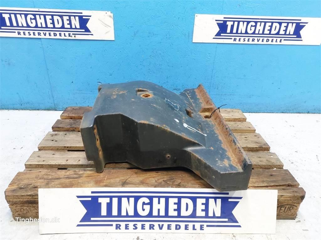 CASE CVX 120 Masse avant