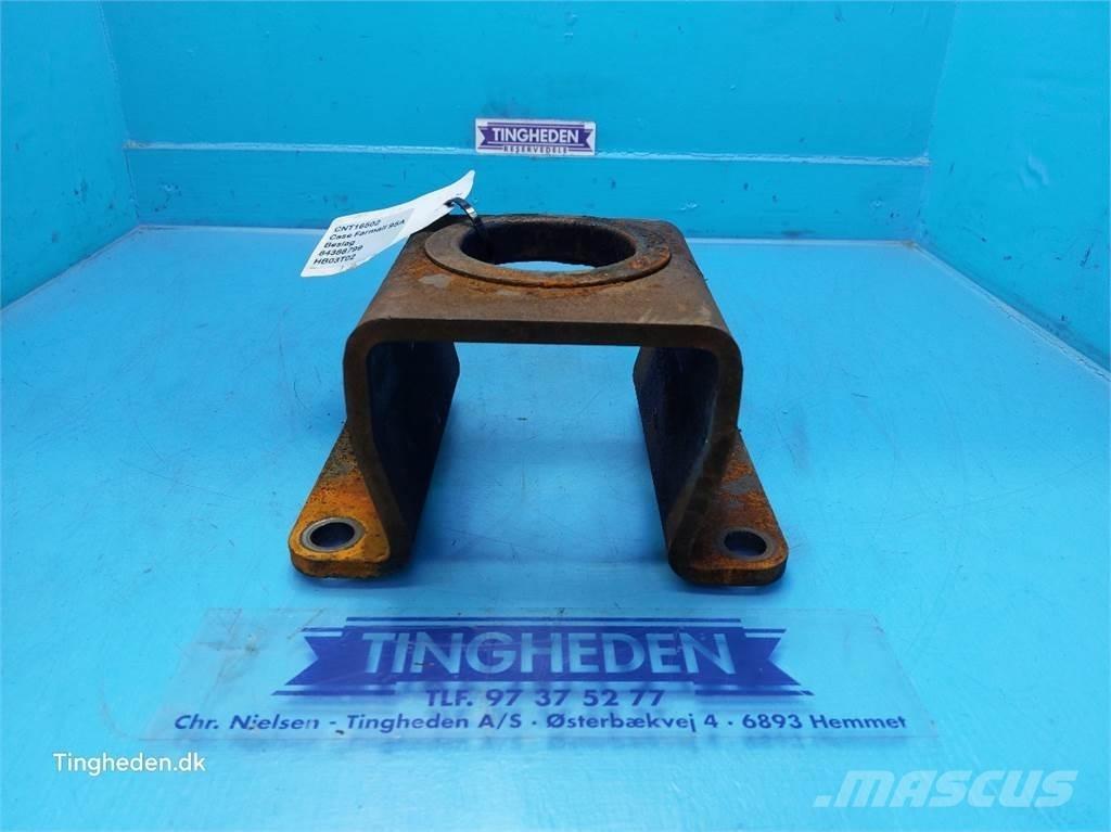 CASE Farmall 95A Cabines et Intérieur