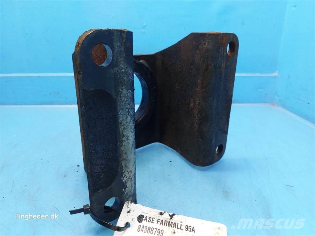 CASE Farmall 95A Cabines et Intérieur