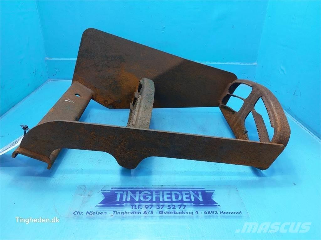 CASE Farmall 95A Autres équipements pour tracteur