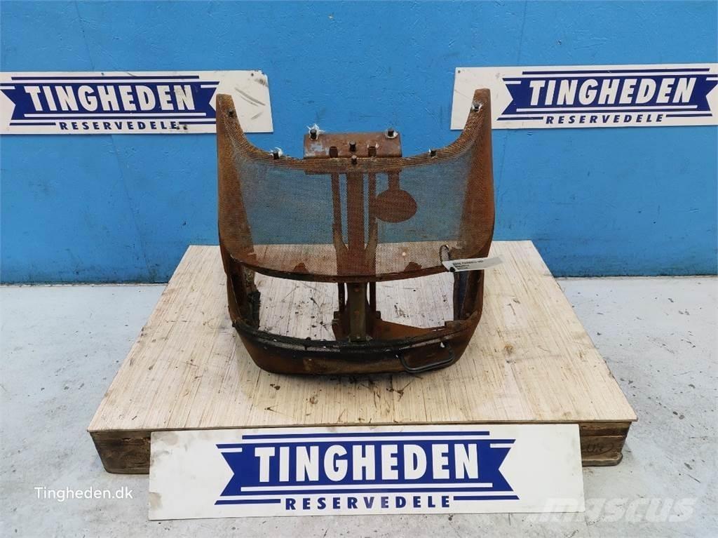 CASE Farmall 95A Autres équipements pour tracteur