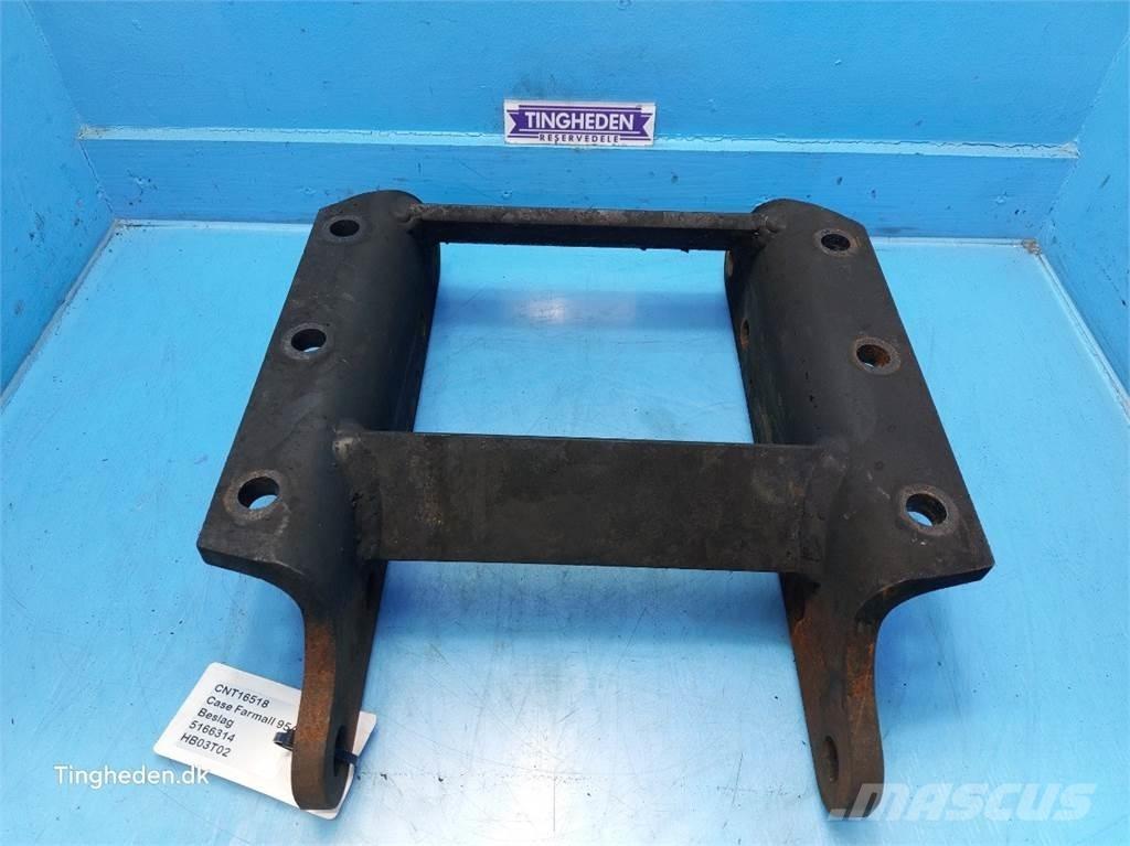 CASE Farmall 95A Autres équipements pour tracteur