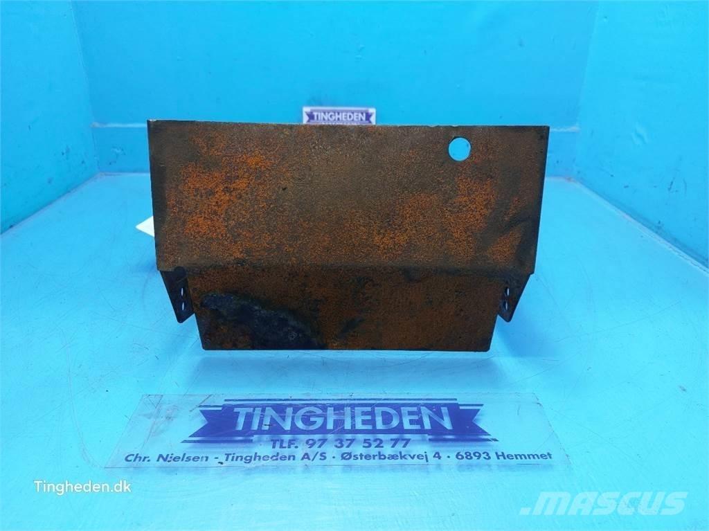 CASE Farmall 95A Autres équipements pour tracteur