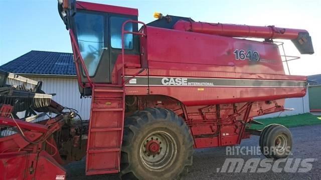 Case IH 1640 Moissonneuse batteuse