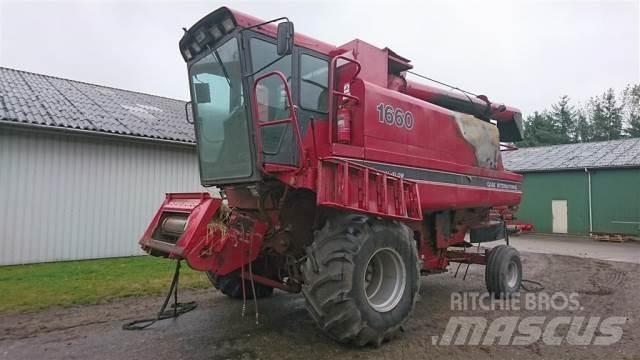 Case IH 1660 Moissonneuse batteuse