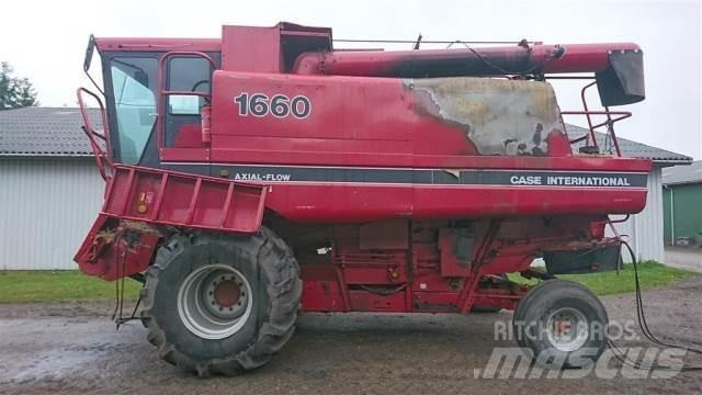Case IH 1660 Moissonneuse batteuse