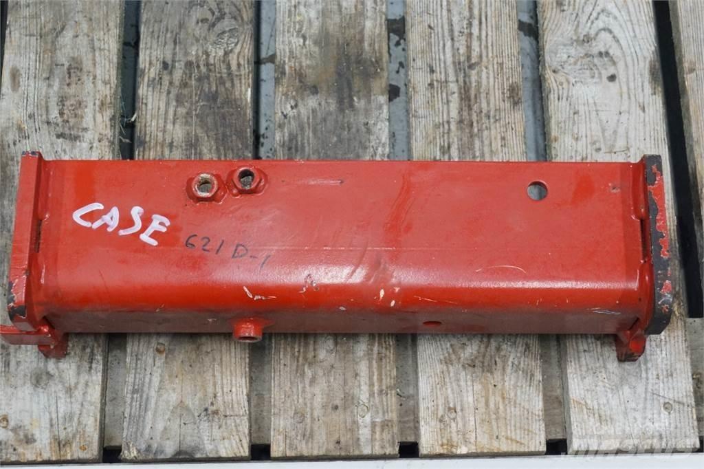 Case IH 621D Bras et Godet