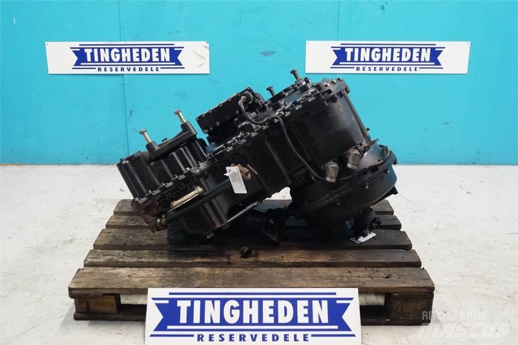 Case IH 621D Transmission