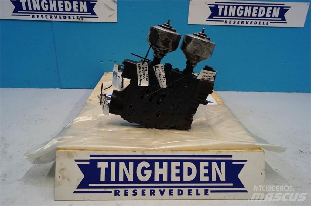 Case IH 7130 Transmission