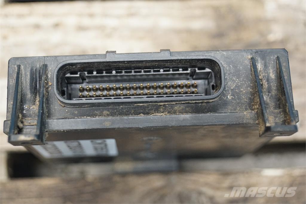Case IH 8010 Electronique