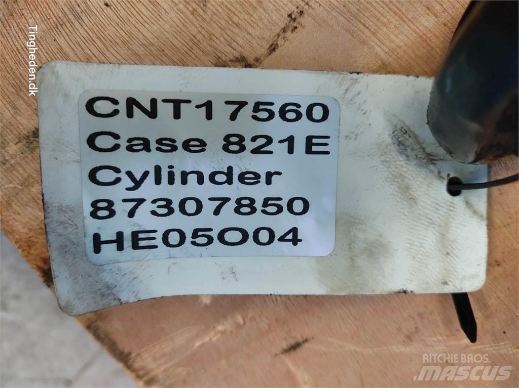 Case IH 821E Hydraulique