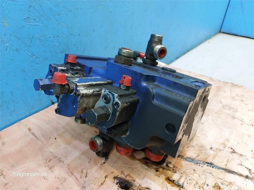 Case IH 821E Hydraulique