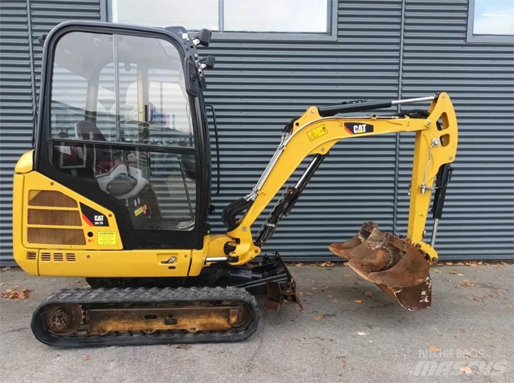 CAT 301,7d Mini pelle < 7t