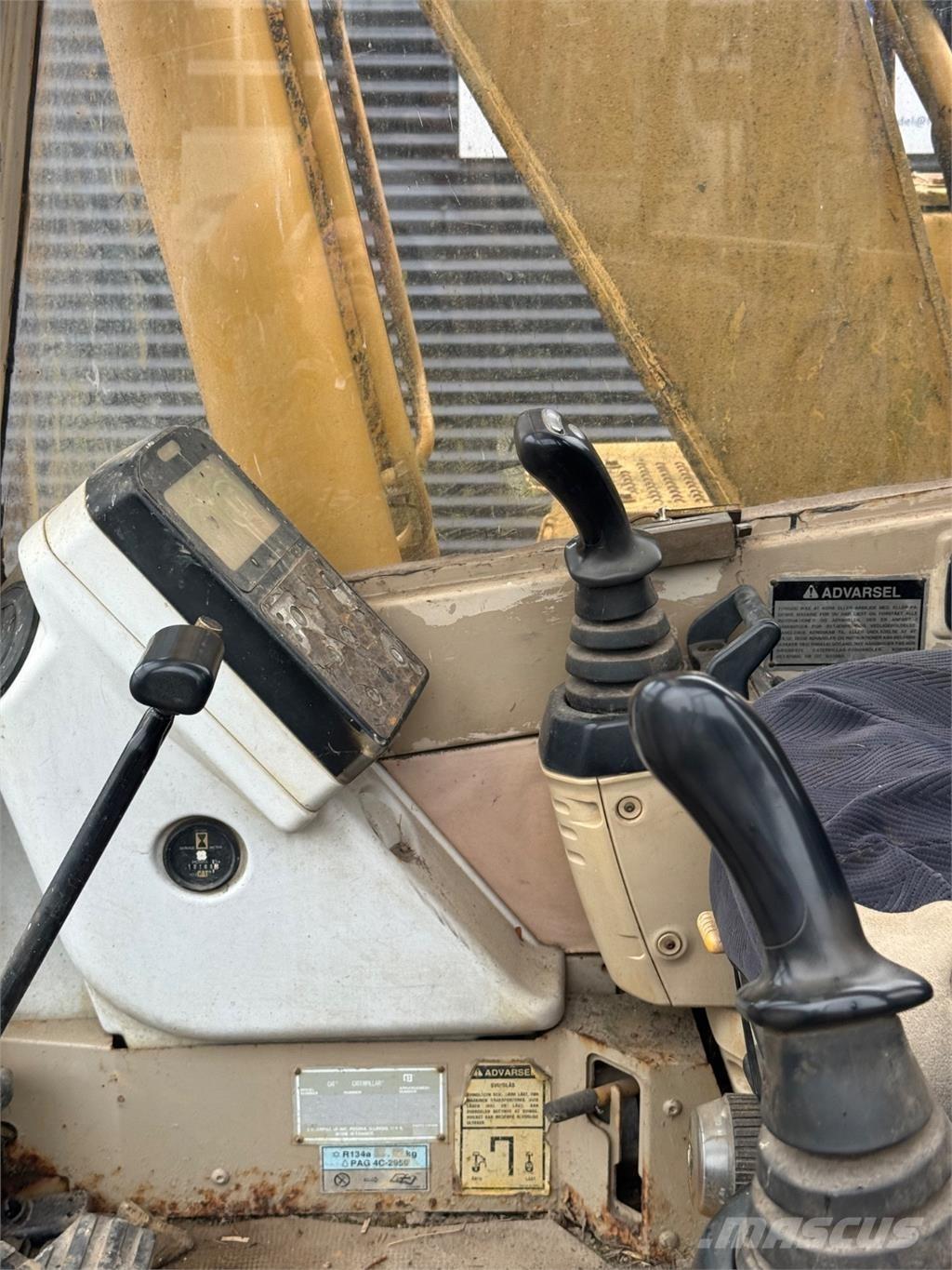 CAT 312 Pelle sur chenilles