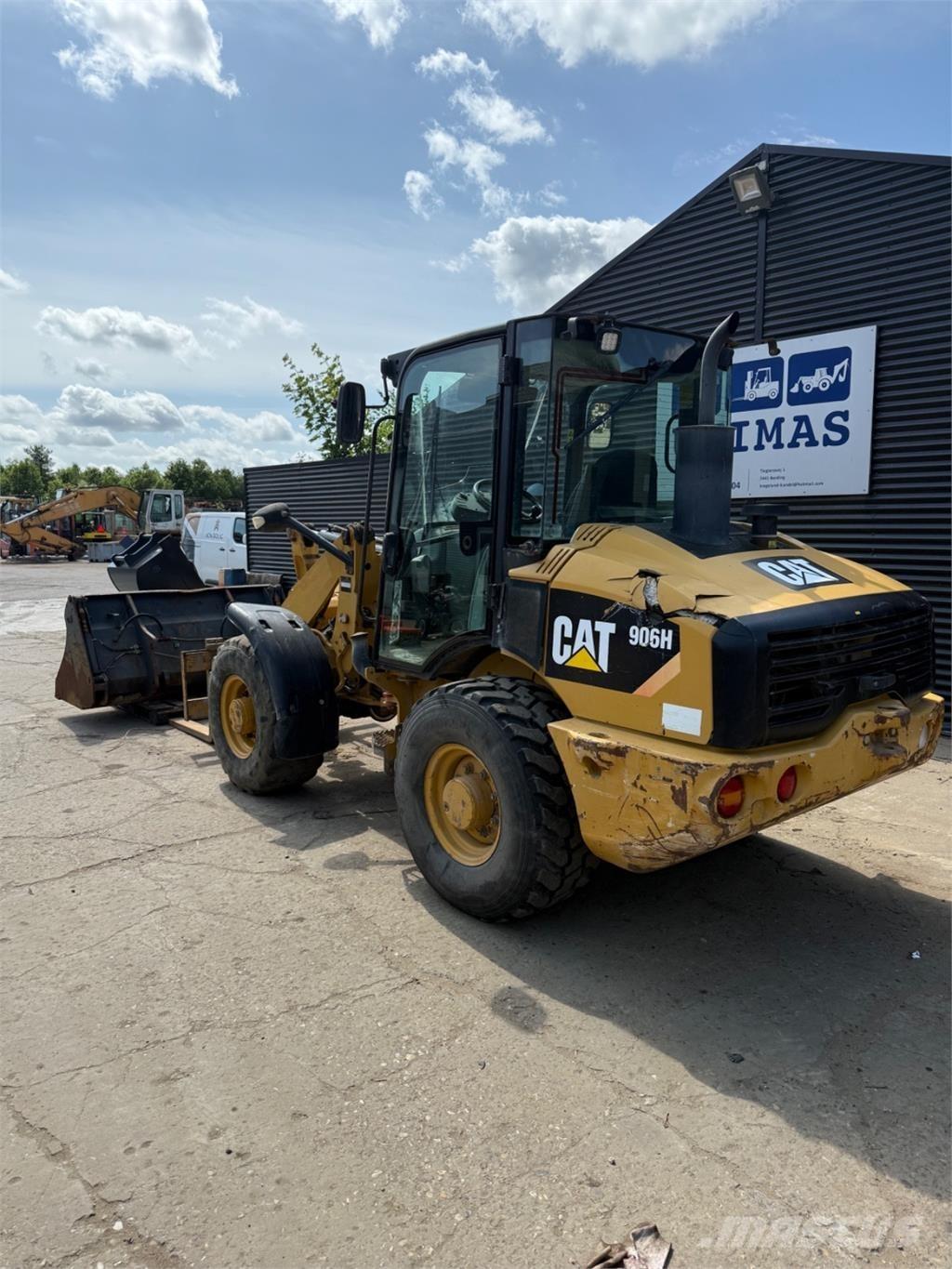 CAT 906H Chargeuse sur pneus
