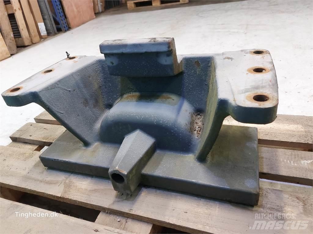 CLAAS Arion Masse avant