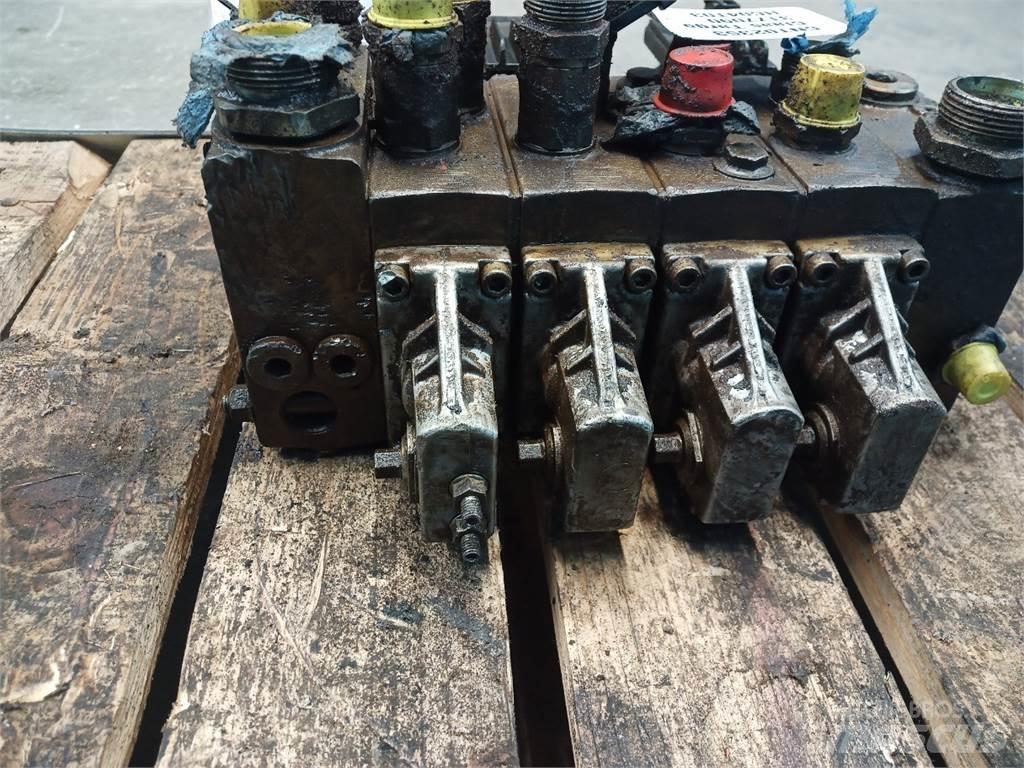 CLAAS Targo K70 Hydraulique