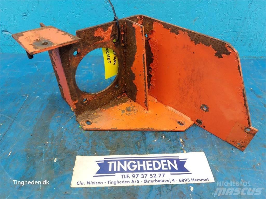 Deutz 1124 Accessoires moissonneuse batteuse