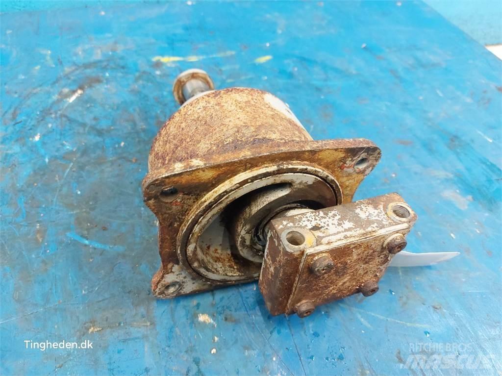 Deutz 1124 Accessoires moissonneuse batteuse